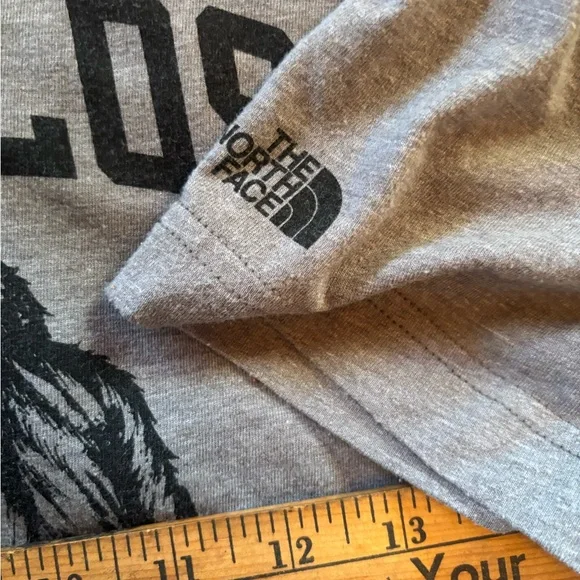 The North Face Gray 'Get Lost' Tee - Picture 5 of 6